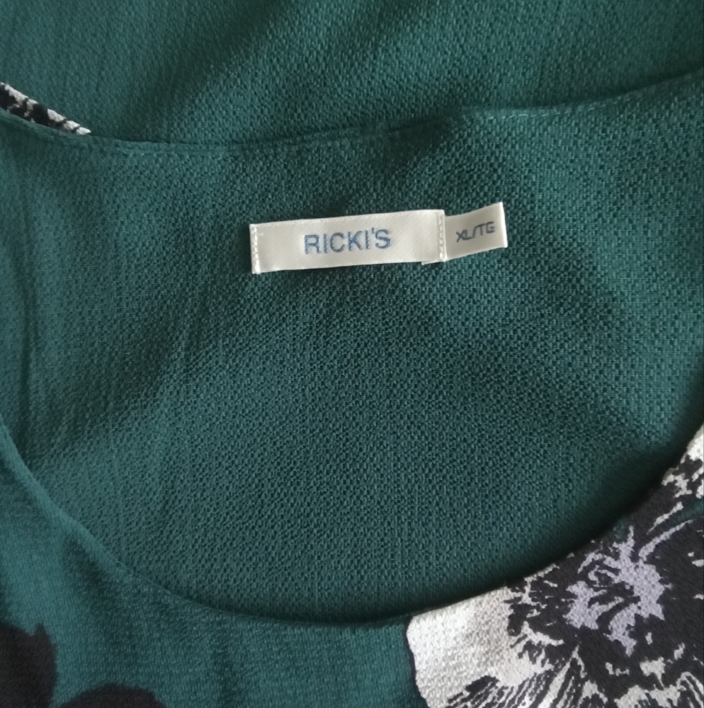 Ricki's Green Floral Split Back Tunic Top XL - Picture 3 of 6